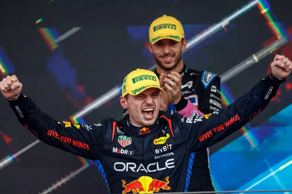 Peran “bawahan” yang digunakan Lambiase untuk membantu kecemerlangan Verstappen di Brazil